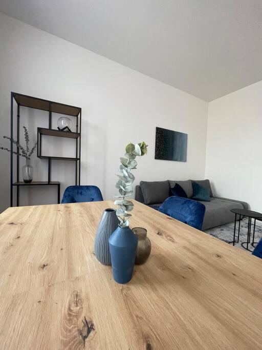 Lucky Stays Ls10 - Vollausstattung - Zentrum - Aufzug - Grosse Kueche - 2 Zimmer - Smart-Tv มัคเดอบวร์ก ภายนอก รูปภาพ