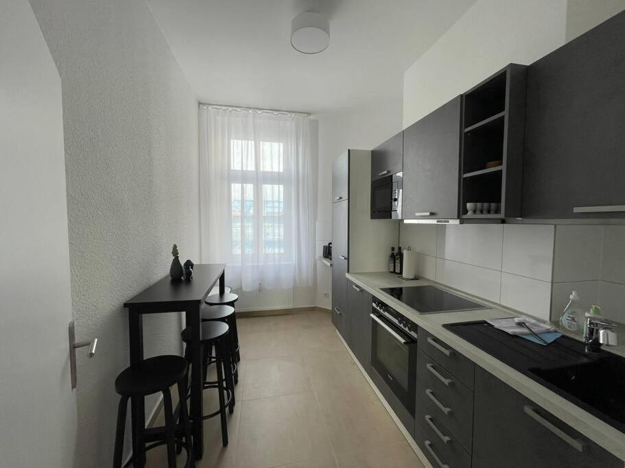 Lucky Stays Ls10 - Vollausstattung - Zentrum - Aufzug - Grosse Kueche - 2 Zimmer - Smart-Tv มัคเดอบวร์ก ภายนอก รูปภาพ